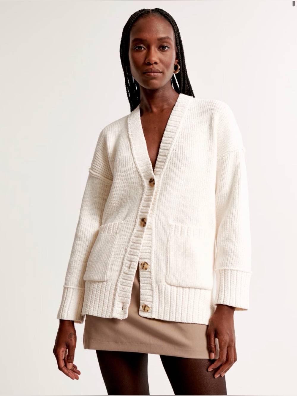 Abercrombie & Fitch Cream Long-length Chenille Cardigan Size Medium - C1-329